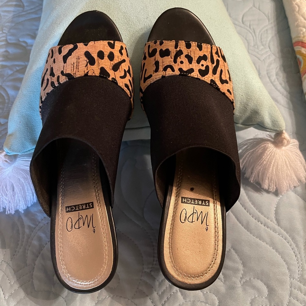 Comfy wedge shoes